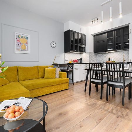 Prymasa Tysiaclecia - P&O Serviced Apartments Warsawa Bagian luar foto