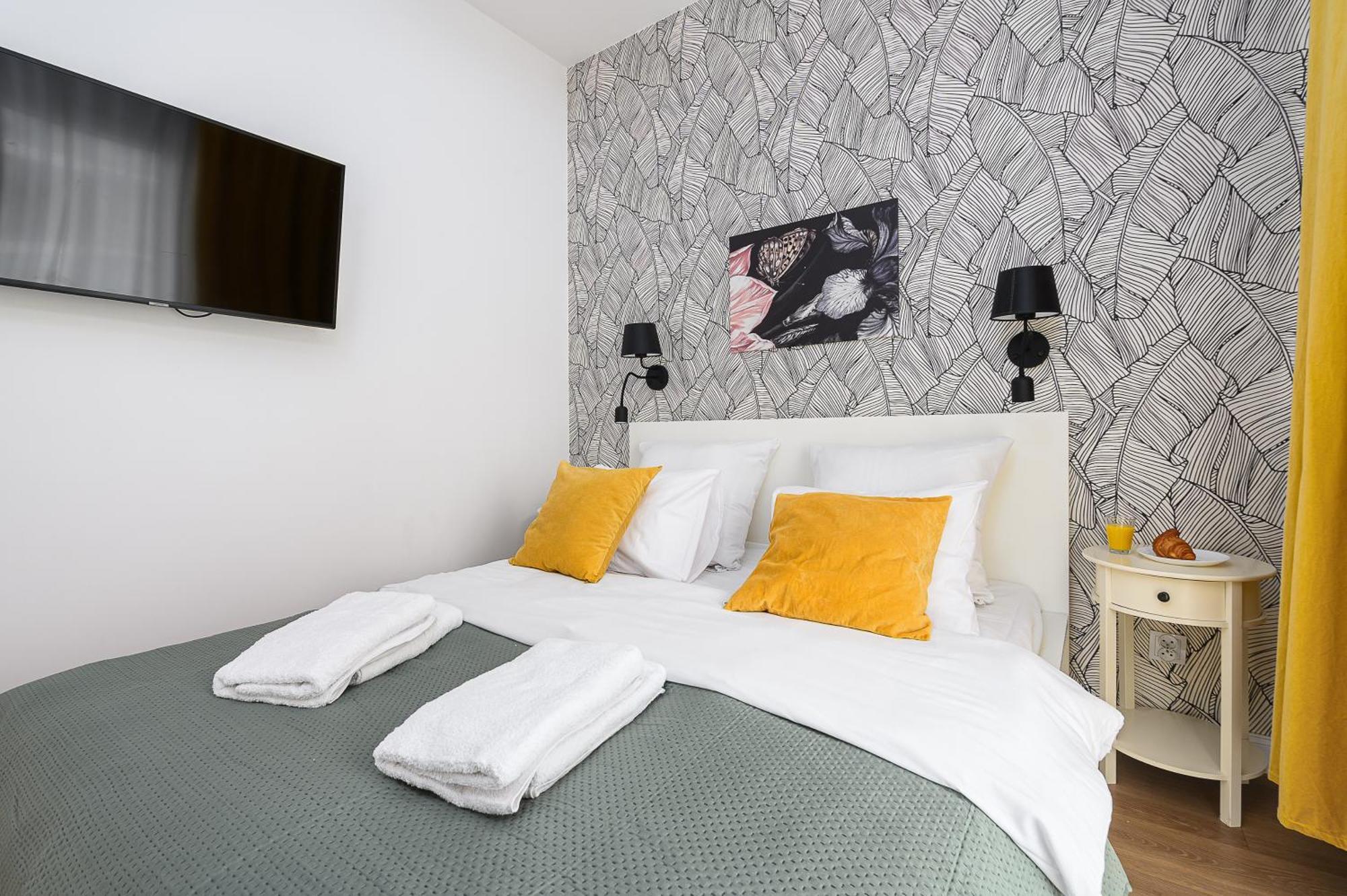 Prymasa Tysiaclecia - P&O Serviced Apartments Warsawa Bagian luar foto