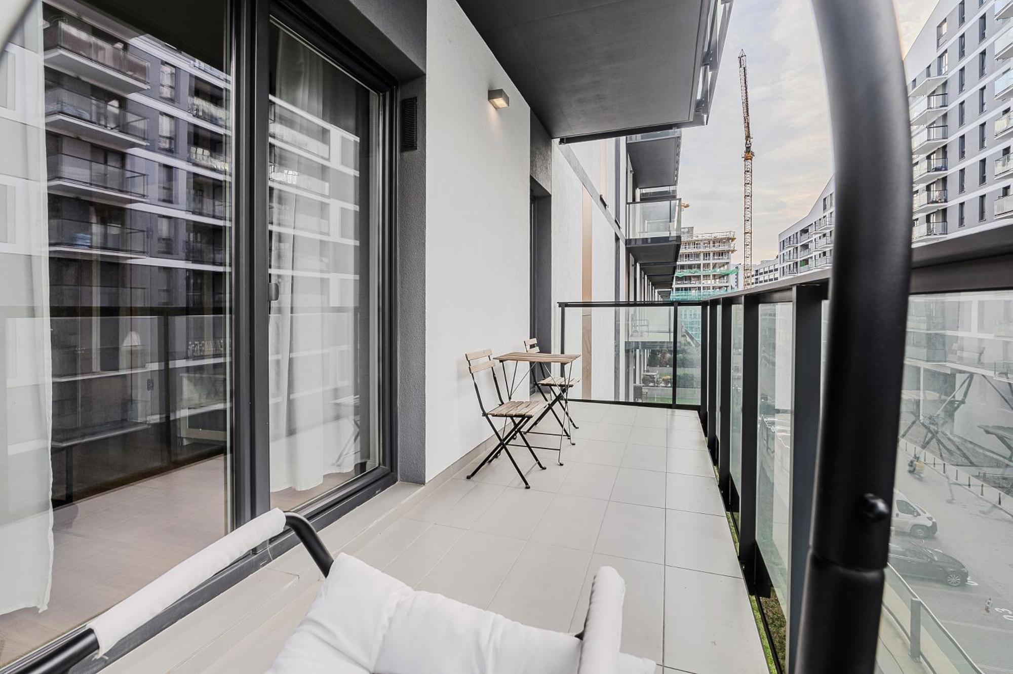 Prymasa Tysiaclecia - P&O Serviced Apartments Warsawa Bagian luar foto