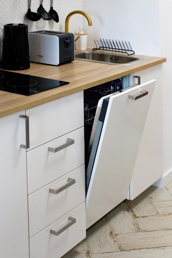 Prymasa Tysiaclecia - P&O Serviced Apartments Warsawa Bagian luar foto