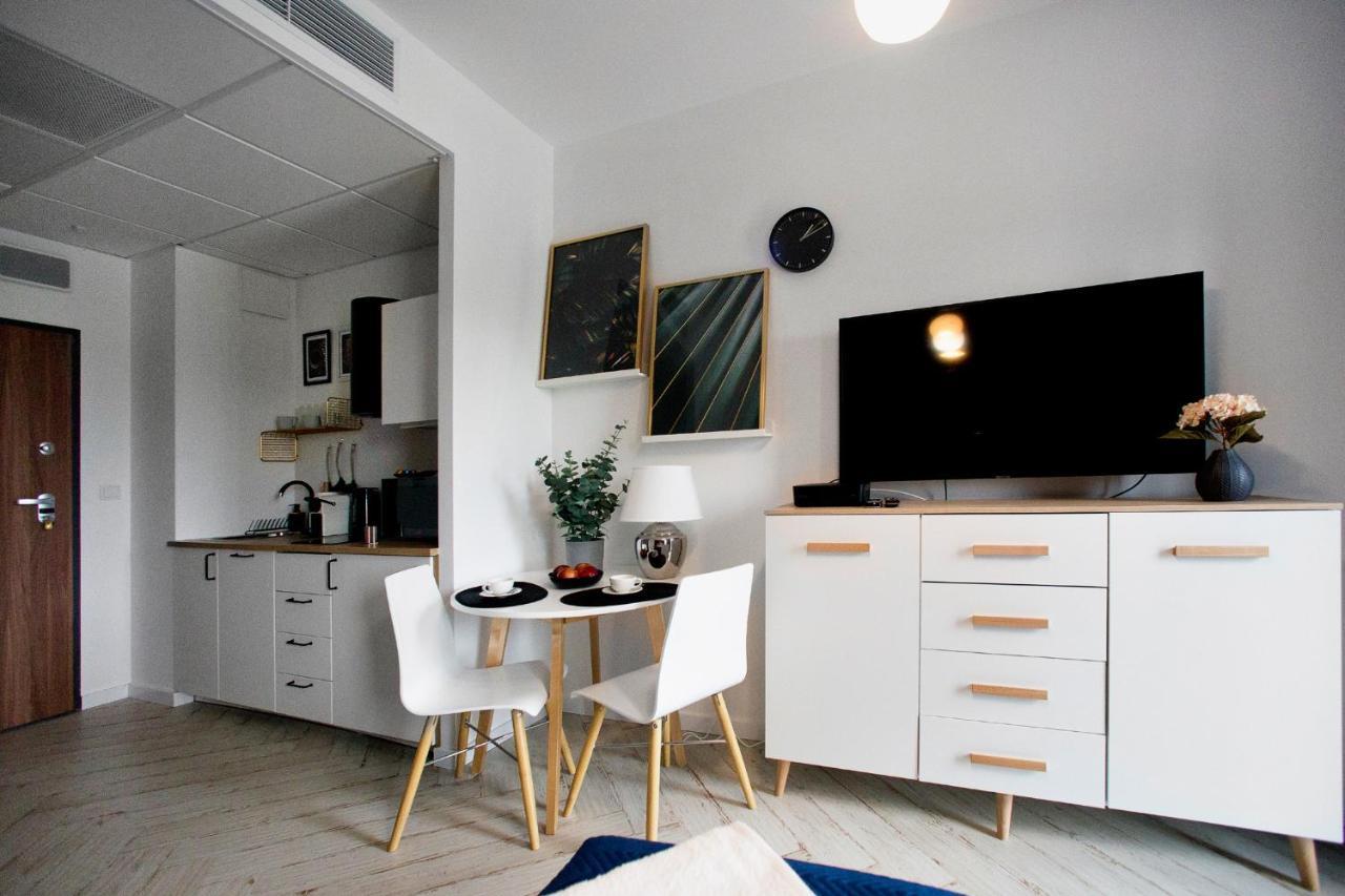 Prymasa Tysiaclecia - P&O Serviced Apartments Warsawa Bagian luar foto