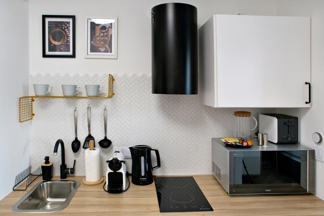Prymasa Tysiaclecia - P&O Serviced Apartments Warsawa Bagian luar foto